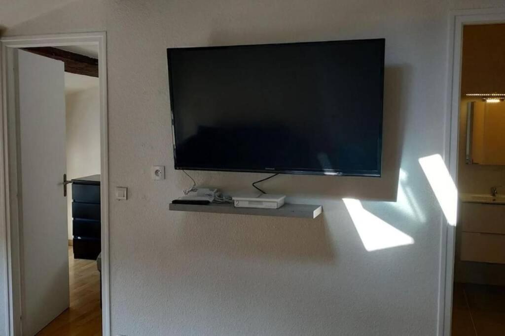 Appartement Proche Marche Au Coeur Du Centre + Wifi La Rochelle  Exteriör bild