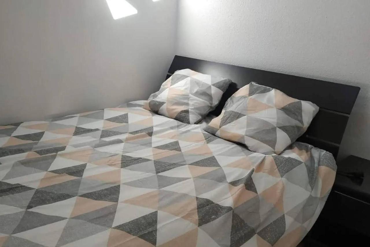 Appartement Proche Marche Au Coeur Du Centre + Wifi La Rochelle  Exteriör bild